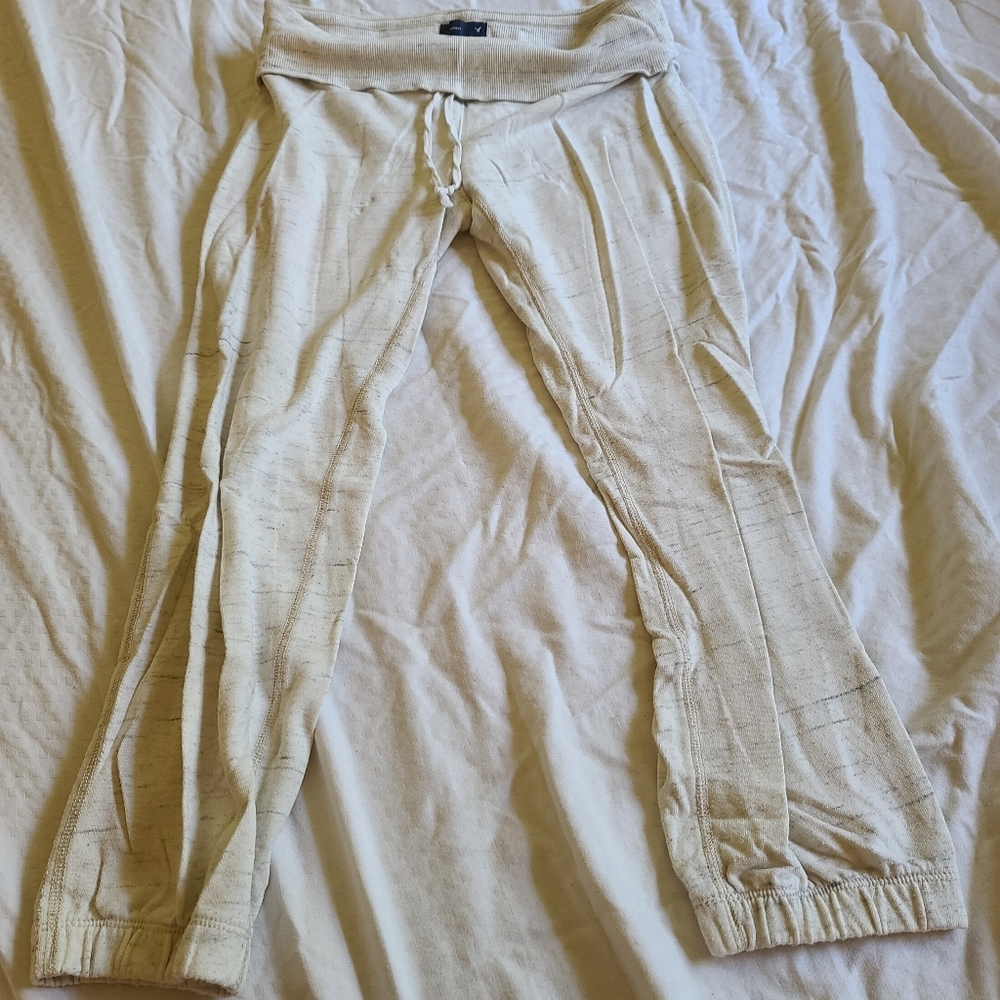 American Eagle Outfitters AEO Crop Sweatpants